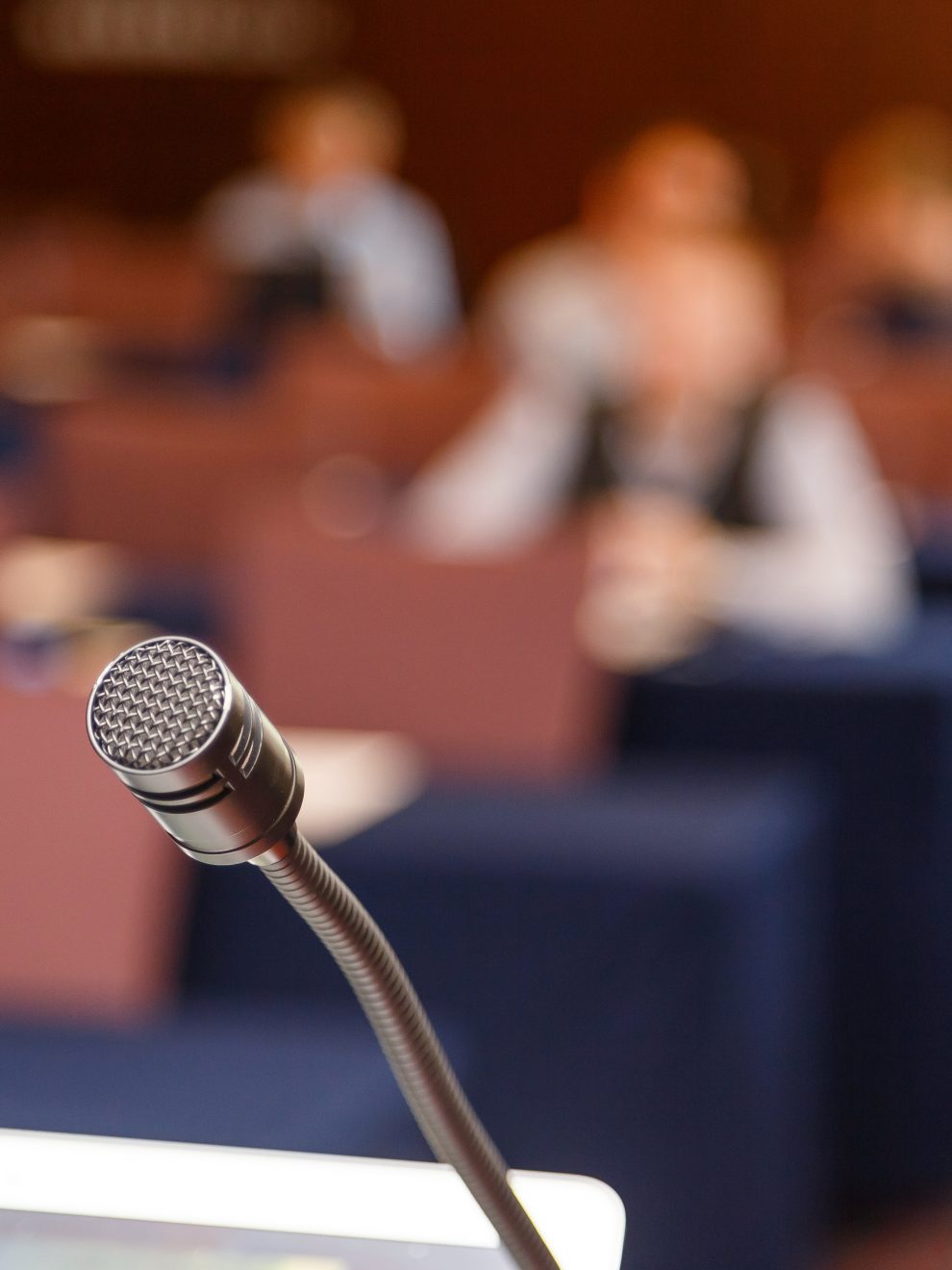 Talleres y Conferencias